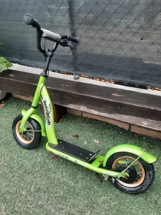 Patinete infantil verde