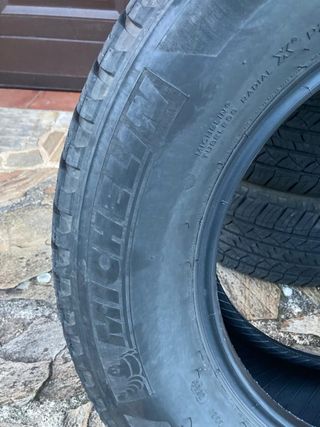 4 Neumáticos Michelin Latitude Tour
