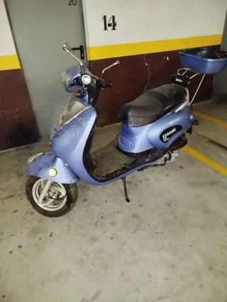 Moto Scooter Clásica 125cc sin papeles