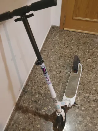 Patinete infantil blanco