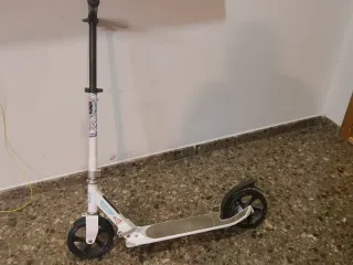 Patinete infantil blanco