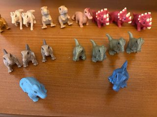 2€ por figura. Figuras Dinosaurios Kinder Sorpresa