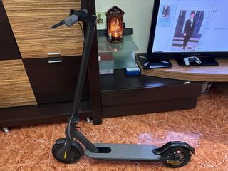 Patinete Eléctrico Xiaomi Essential