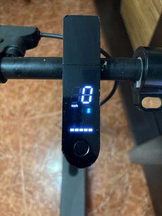 Patinete Eléctrico Xiaomi Essential