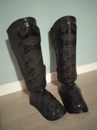 Espinilleras Kick Boxing Buddha Negra Mate. XL