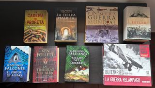 Lote variado libros.