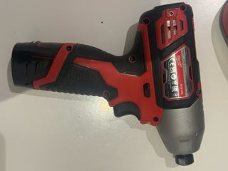 Maletín Milwaukee para taladro/destornillador