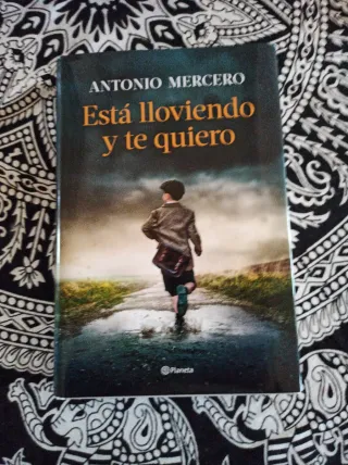 Está lloviendo y te quiero.