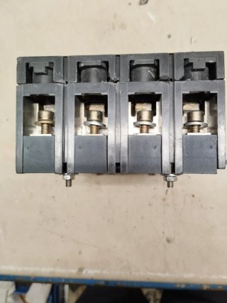 Interruptor Automático Legrand DPX 160A