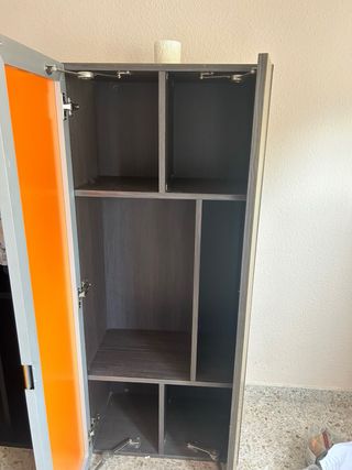 Armario moderno naranja y gris