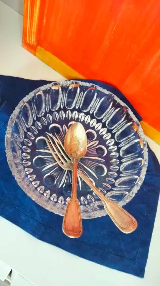 Ciotola vintage in vetro tagliato