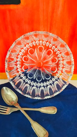 Ciotola vintage in vetro tagliato