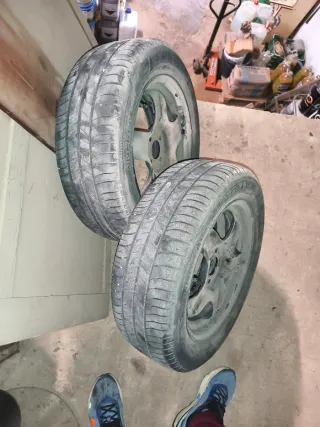 Juego de 2 Llantas de Coche - 205/55 r16