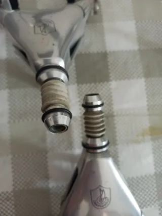 Frenos Campagnolo Delta y Manetas Cinelli