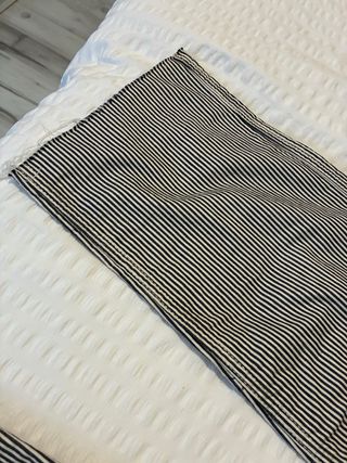 Pantalón de rayas negro y blanco