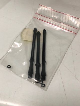 Lote 144 cañas cricket pequeñas para dardos