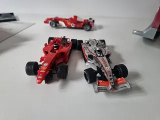 Scalextric Digital Pit Box con 3 coches