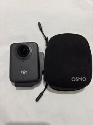 DJI Osmo 360 Cámara y Palo Selfie