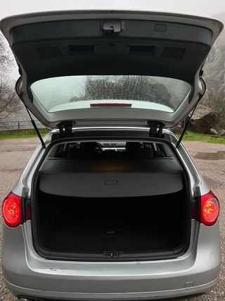 Volkswagen Passat R LINE 4motion