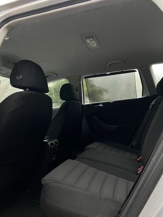 Volkswagen Passat R LINE 4motion