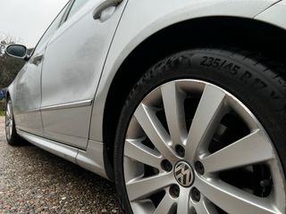 Volkswagen Passat R LINE 4motion