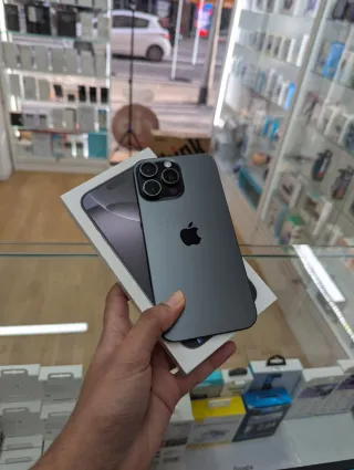 Apple iPhone 16 Pro Max 256GB Nero quasi nuovo