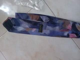 Cravatta in Seta Multicolore azzurra