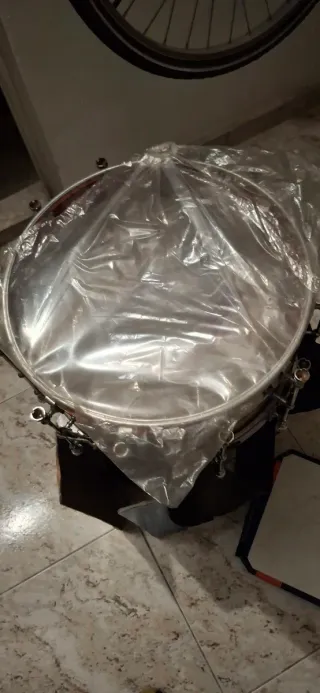 Due tamburi con bacchette