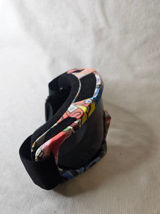 Gafas de esquí con diseño graffiti