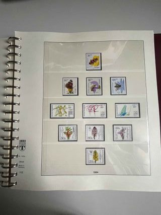 Álbum con sellos nuevos de Alemania 1981 / 89.