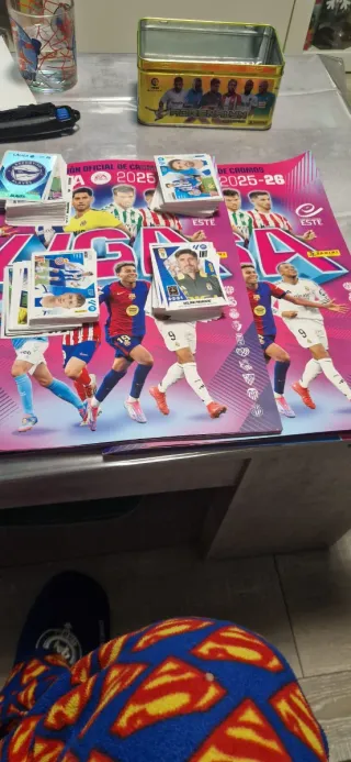 Álbum Liga Este 25/26 + 100 Cromos