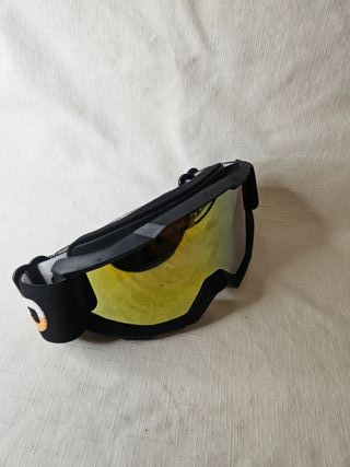 Gafas de esquí con lente naranja