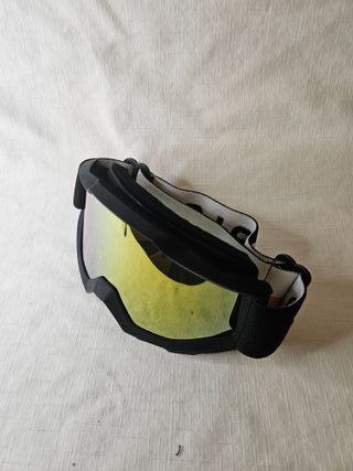 Gafas de esquí con lente naranja