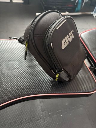 Pernera GIVI Negra moto