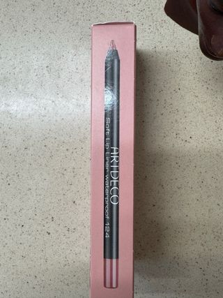 ARTDECO Batom e Lápis de Lábios cor 520 vermelho