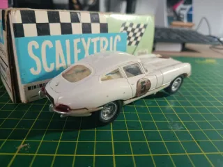 Jaguar E-Type Blanco Scalextric Exin