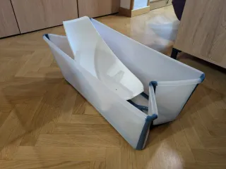 Bañera Stokke plegable + hamaca