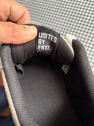 Zapatillas Globe grises