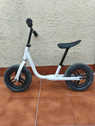 Bicicleta sin pedales B'TWIN
