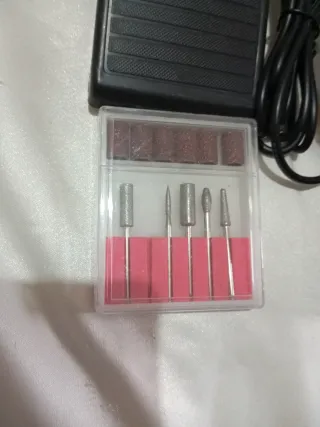 Limadora de uñas eléctrica rosa