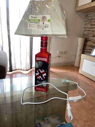 Lámpara Beefeater Botella Roja