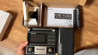 Mooer GE100 Pedale Multieffetto Chitarra