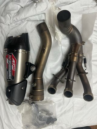 Línea de escape completa Yoshimura MT-09