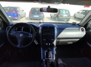 Marco puerta del der suzuki grand vitara 1.9 84377