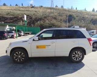 Marco puerta del der suzuki grand vitara 1.9 84377
