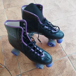 Patines 4 ruedas talla 42