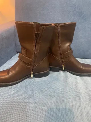 Stivali biker neri con fibbie