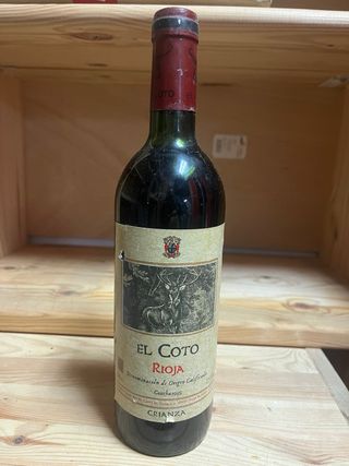 Lote de vinos antiguos