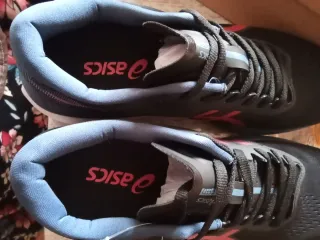 Zapatillas Asics Magic Speed FF Turbo Negras Rosas