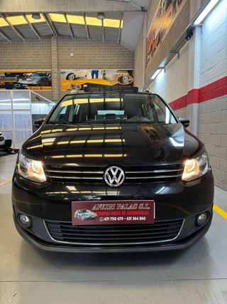 Volkswagen Touran 2012